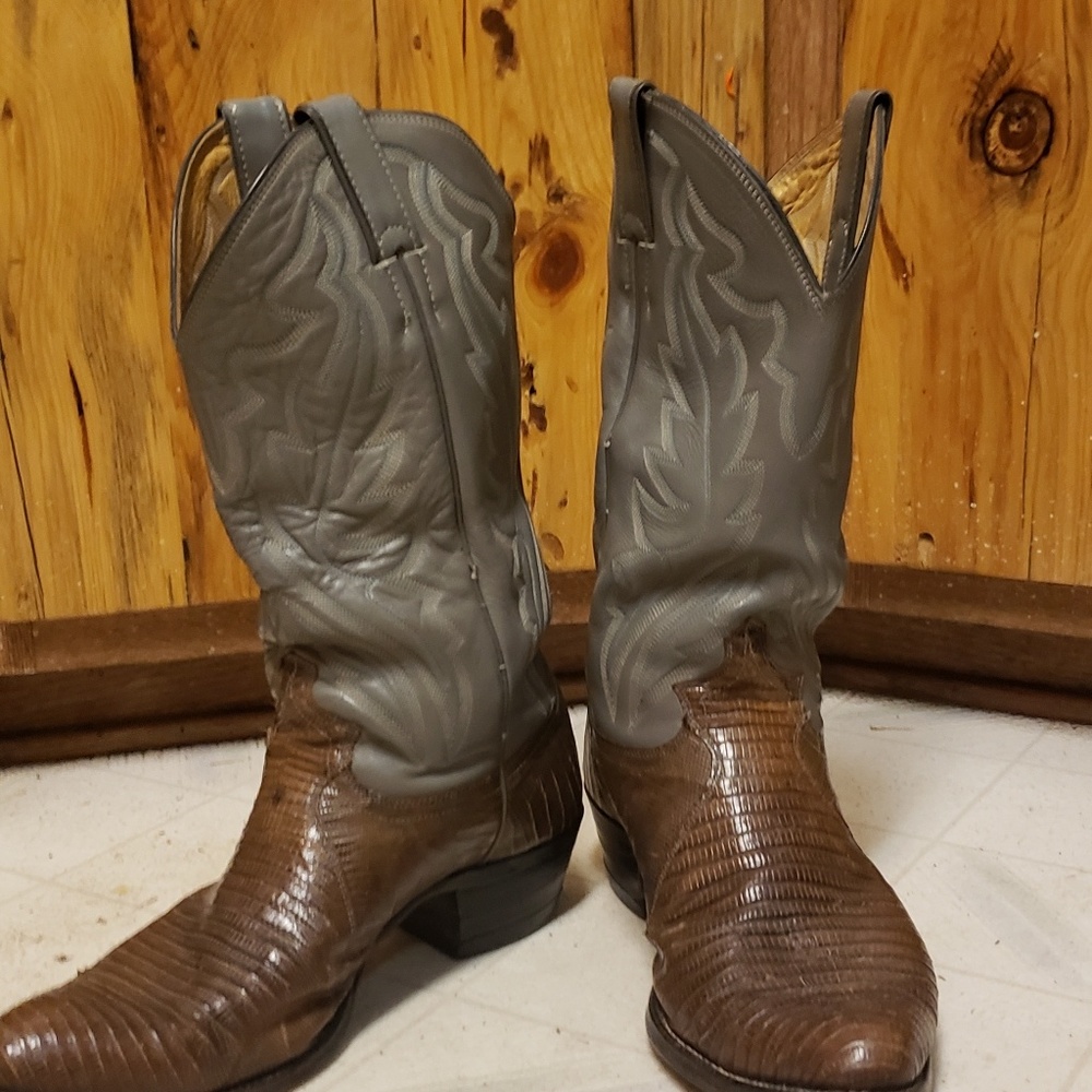 LIZARD TONY LAMA BOOTS